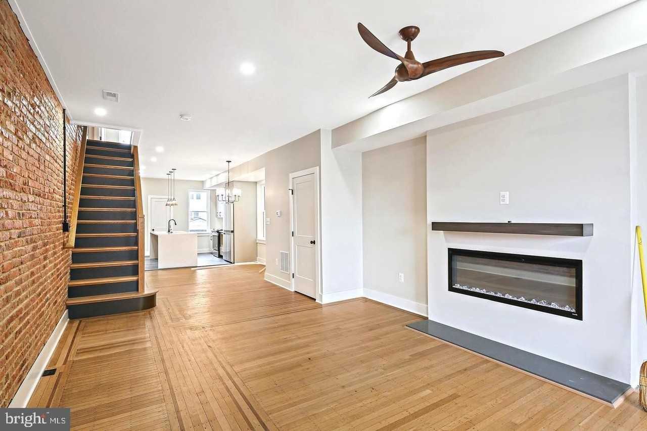 1327 W 42nd St - Photo 7 of 32