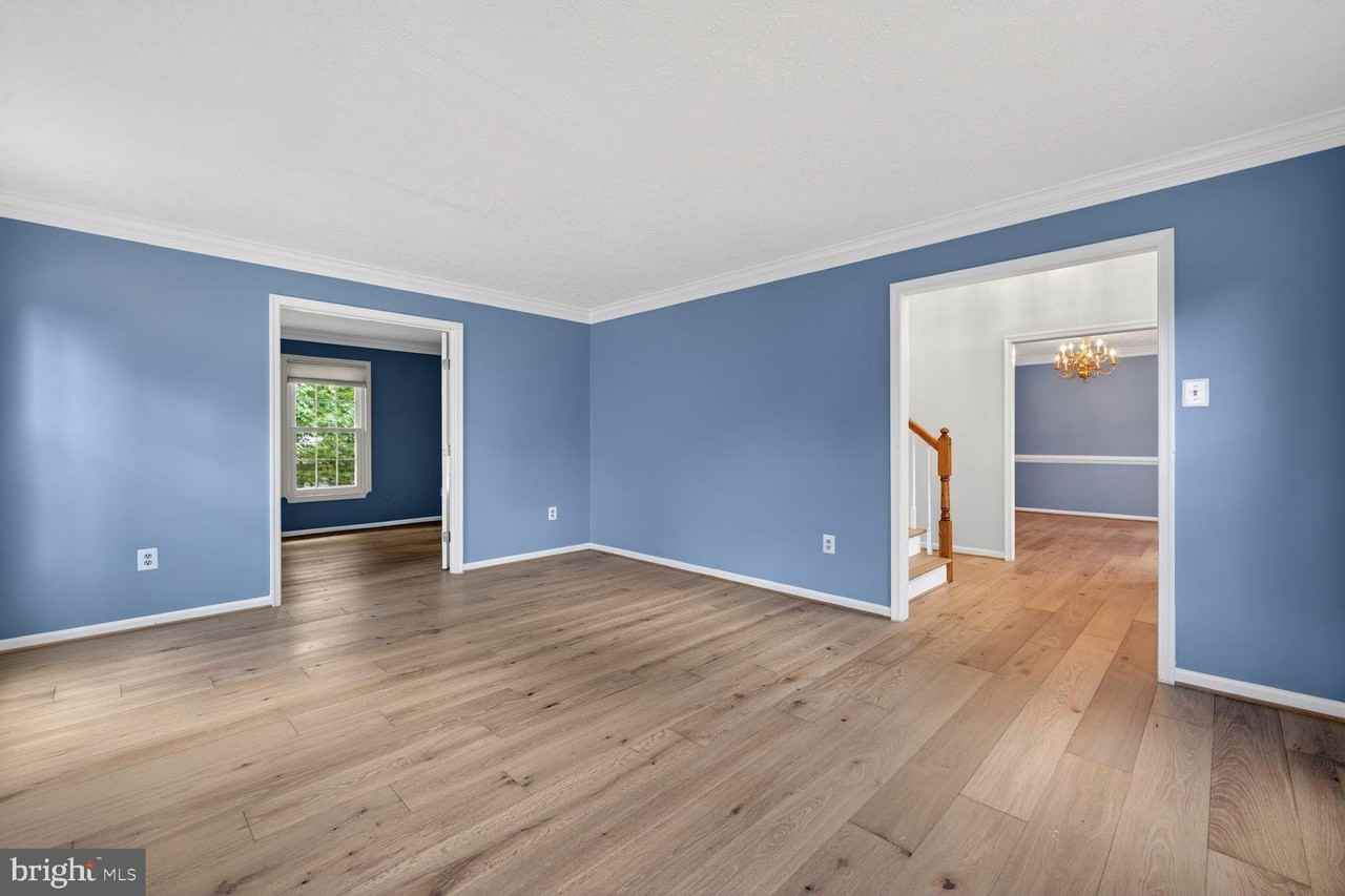 12320 Pissaro Dr - Photo 5 of 50