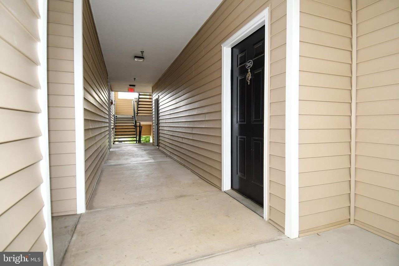 13502 Derry Glen Ct #202 - Photo 2 of 33