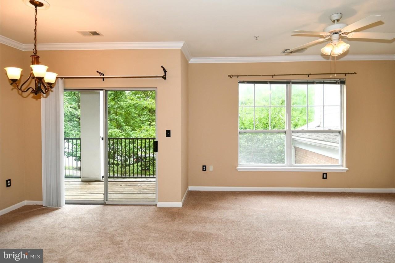 13502 Derry Glen Ct #202 - Photo 5 of 33