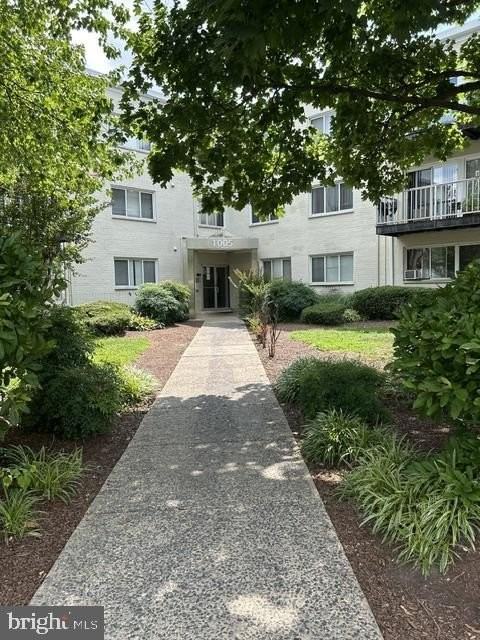 1005 Chillum Rd #110