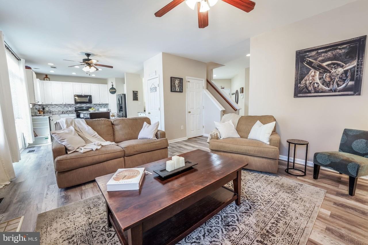 15575 Catamaran Ct - Photo 5 of 49