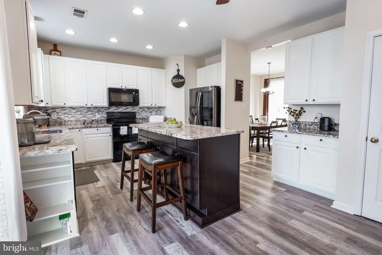 15575 Catamaran Ct - Photo 6 of 49