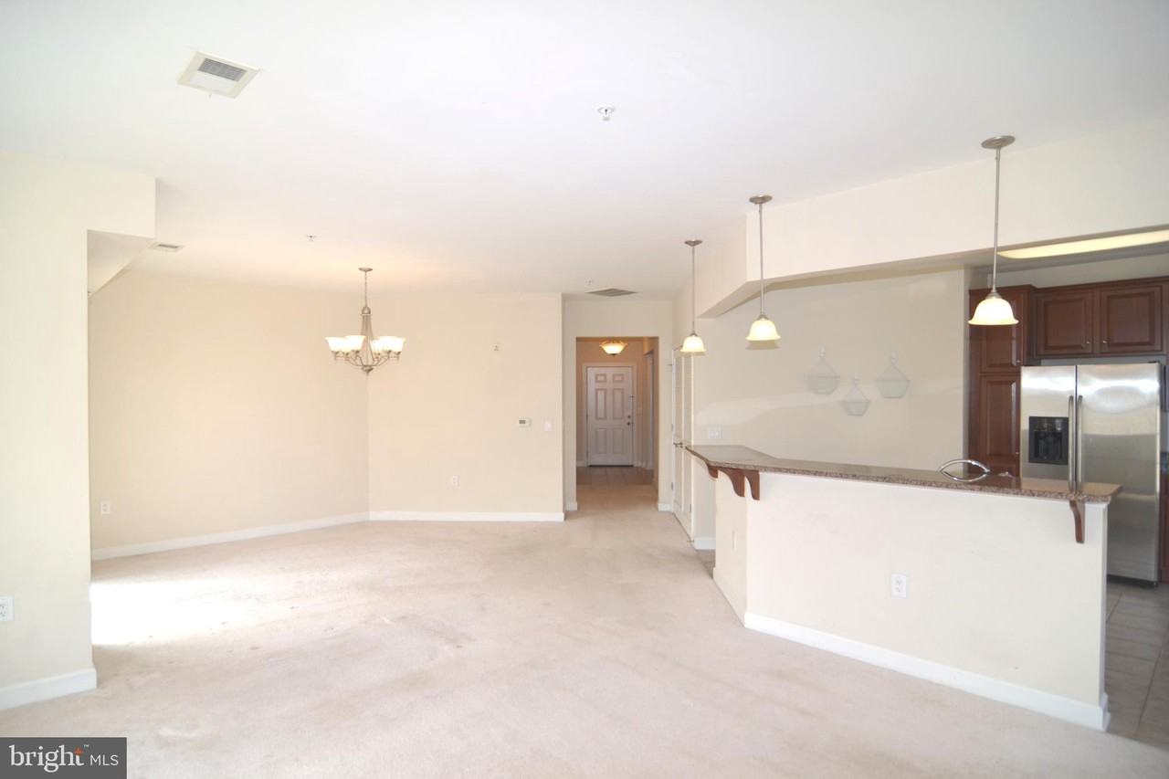600 Edelen Station Pl - Photo 5 of 35