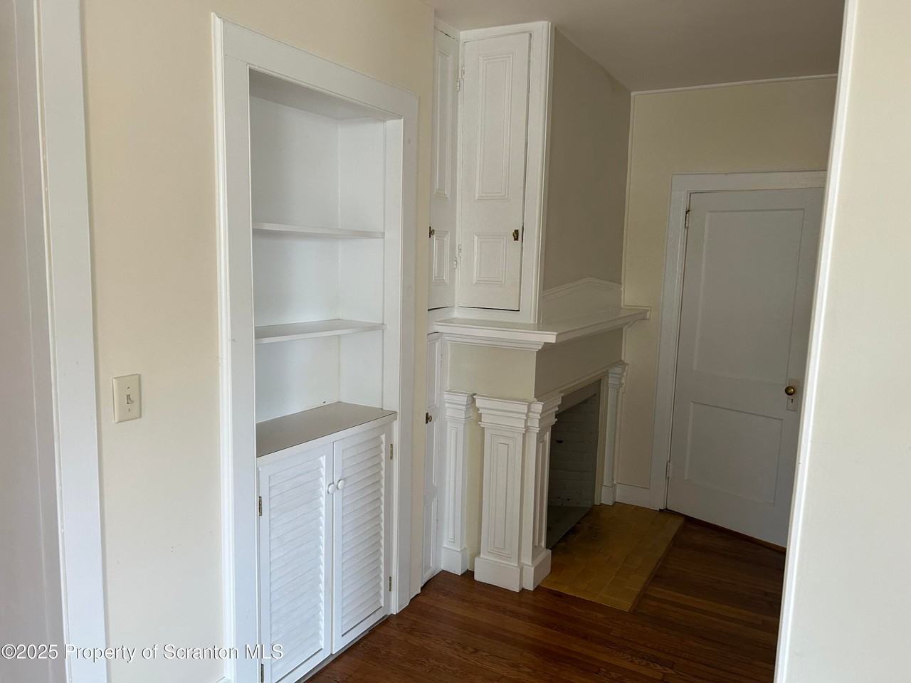 344 Church St - Photo 7 of 10