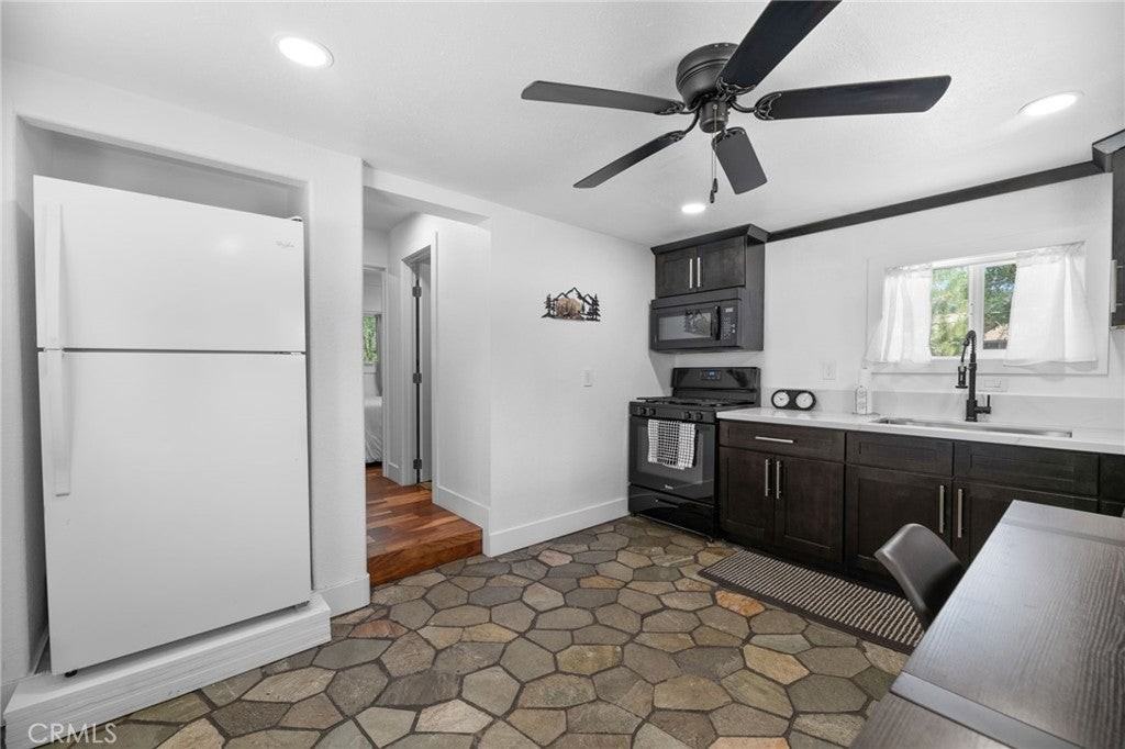 718 Talmadge Rd - Photo 3 of 11