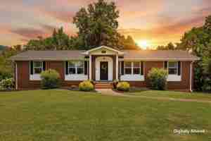 featured image of 627 Valley Bridge Rd