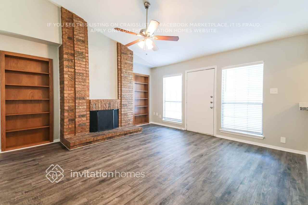 421 Kingsbridge Dr - Photo 6 of 17