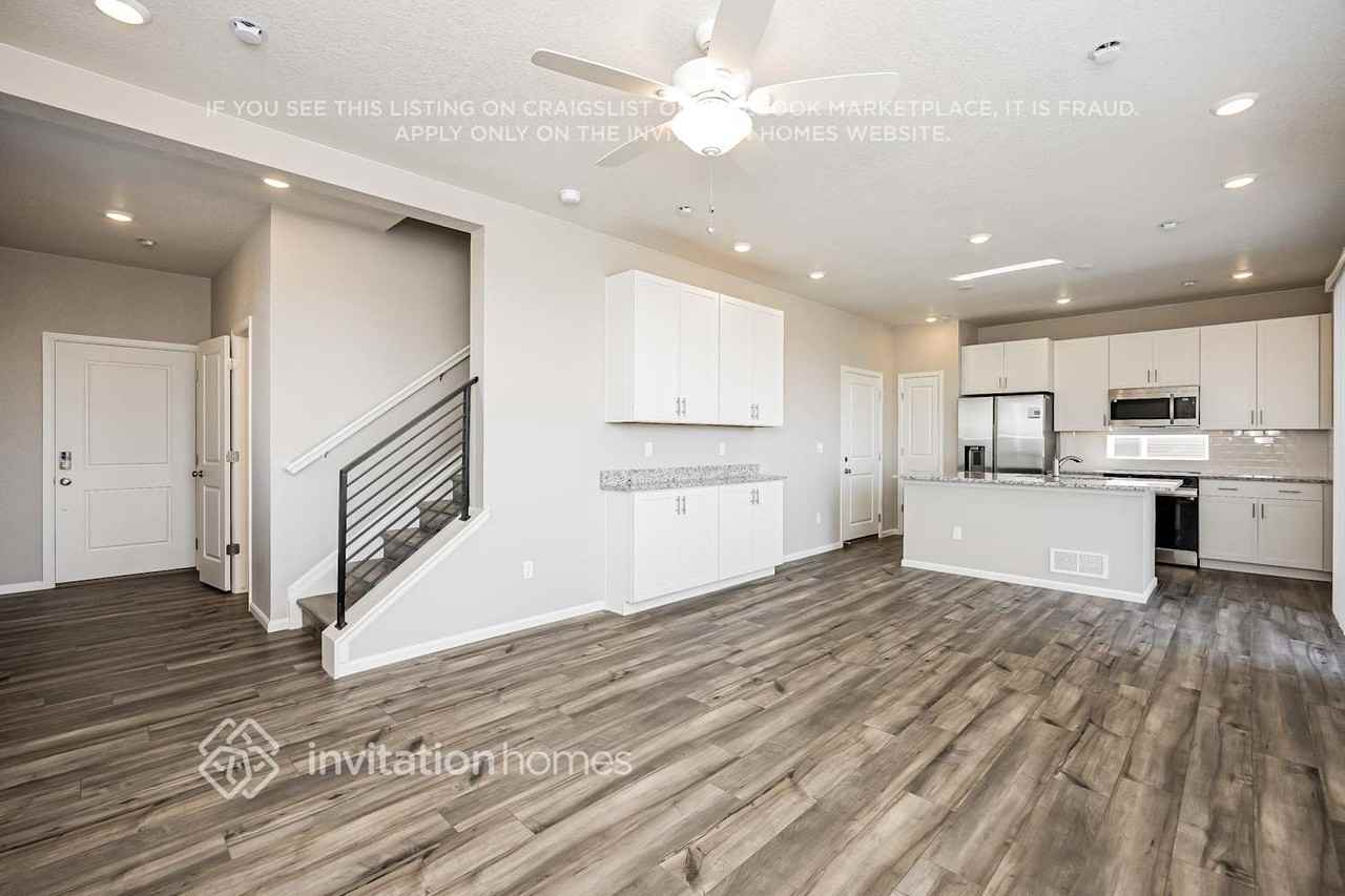 5635 Bowerman Ln - Photo 4 of 18
