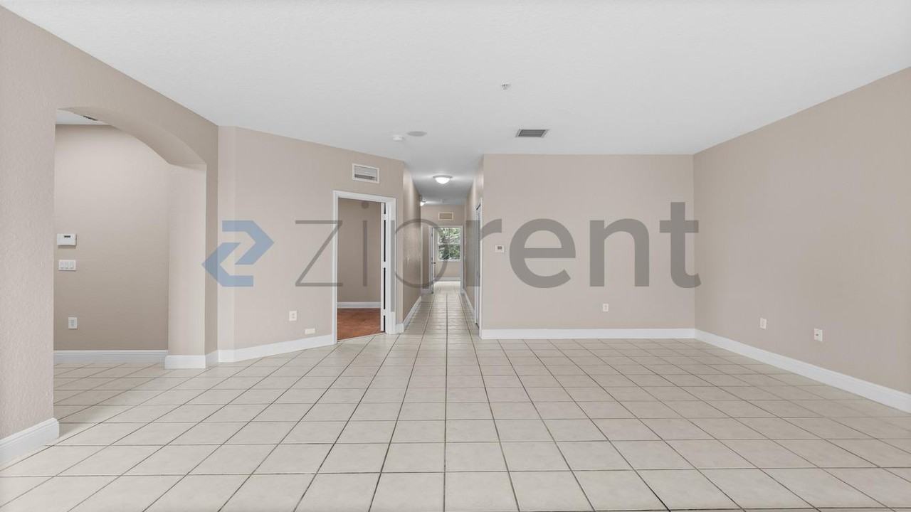 1015 Shoma Dr - Photo 5 of 16