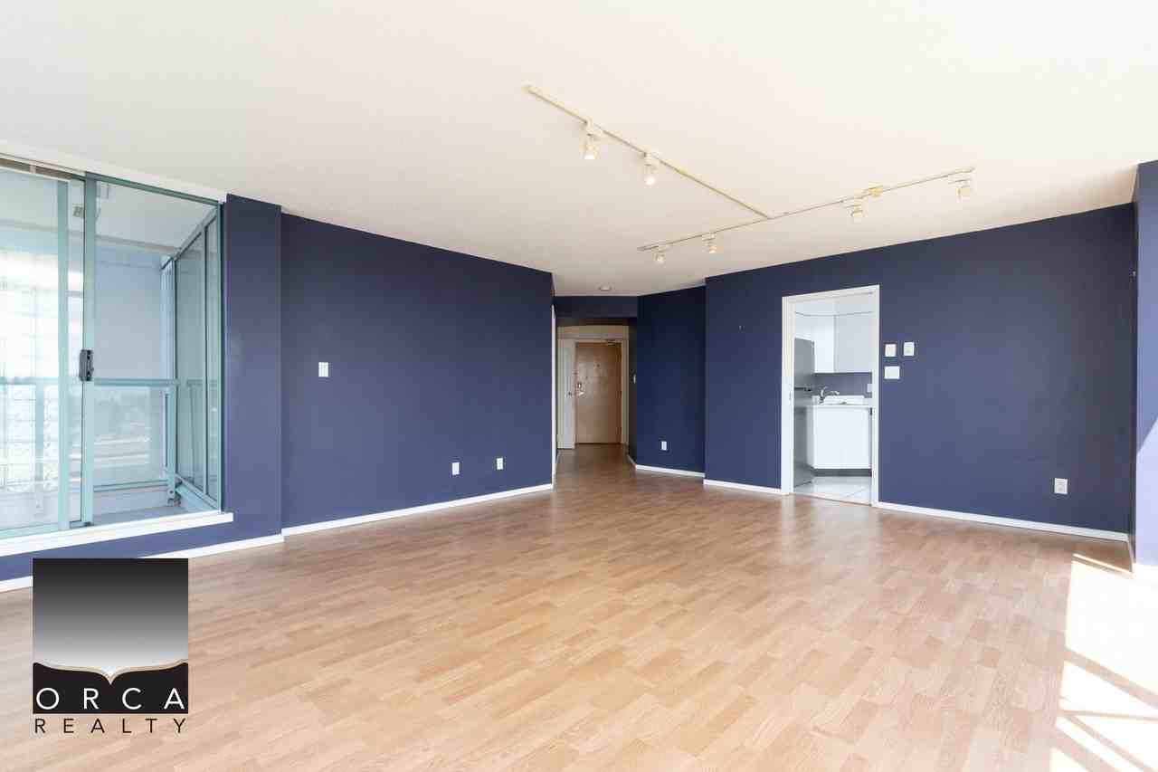 2401-120 2nd Street, North Vancouver - Photo 7 of 28