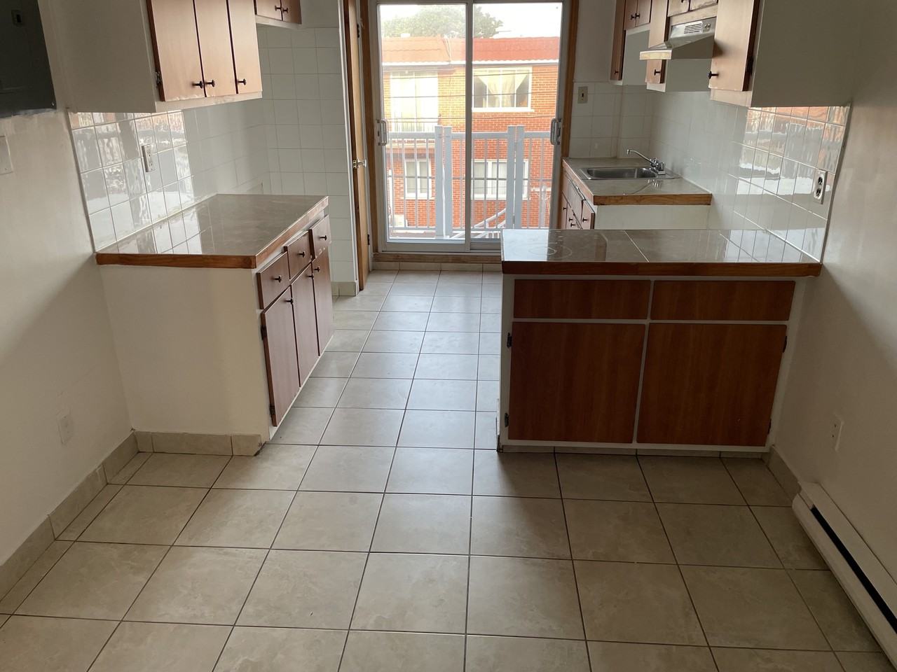 6246 Boulevard Lavoisier - Photo 3 of 15