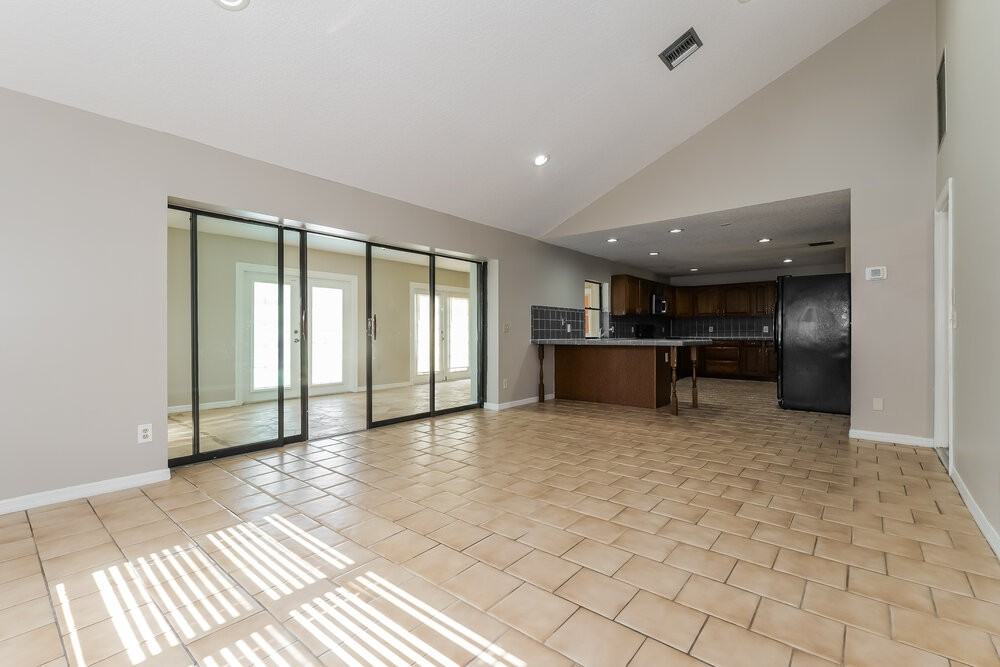 14480 Stirrup Ln - Photo 7 of 16