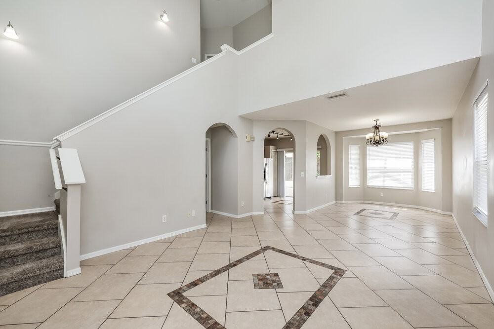 12723 Adventure Dr - Photo 4 of 17