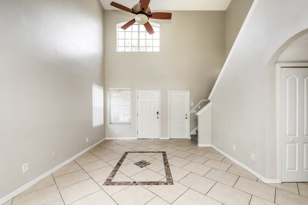 12723 Adventure Dr - Photo 6 of 17