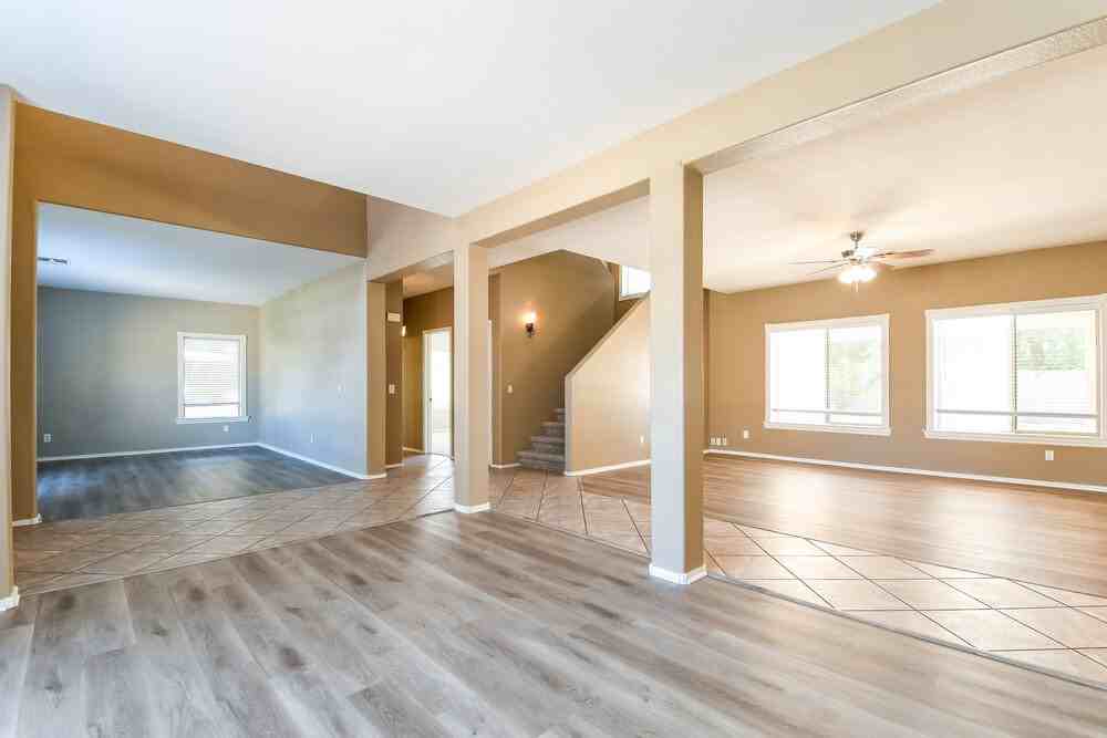 1081 E Horseshoe Dr - Photo 6 of 17