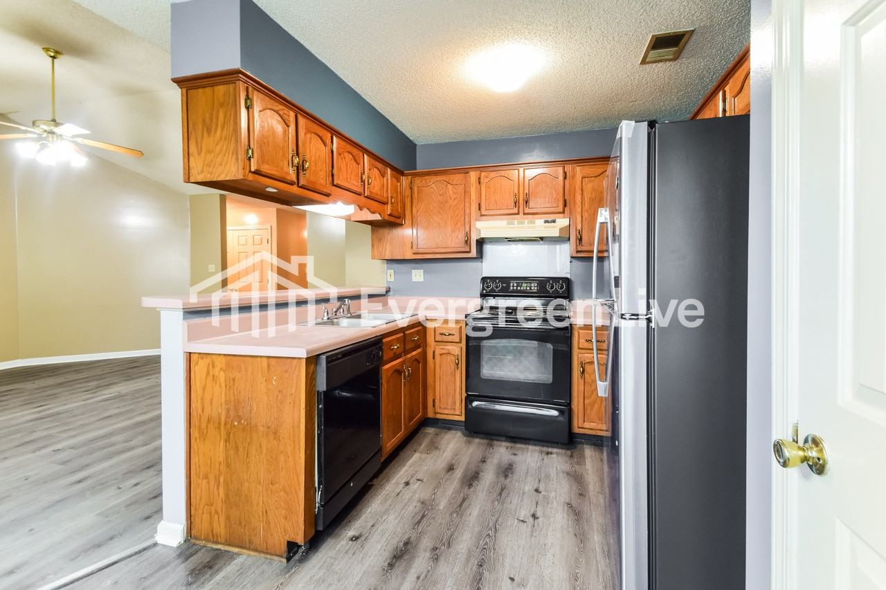 6346 Amanda Oaks Cir N - Photo 7 of 15
