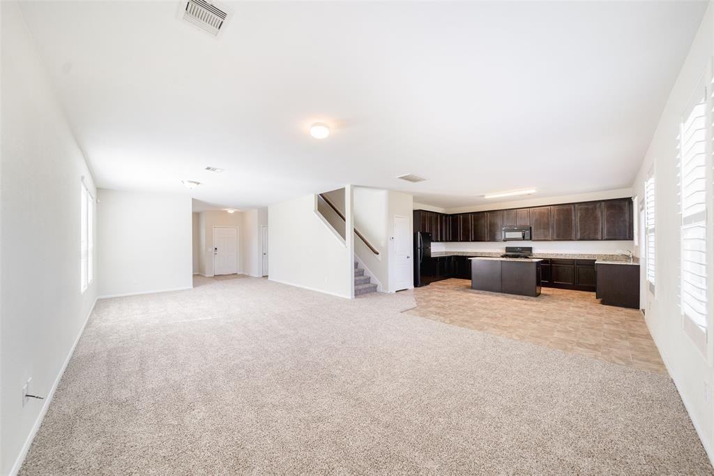 15810 Mountain Willow Way - Photo 3 of 36