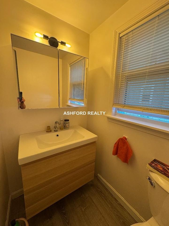 Alma Ave #1 - Photo 2 of 15