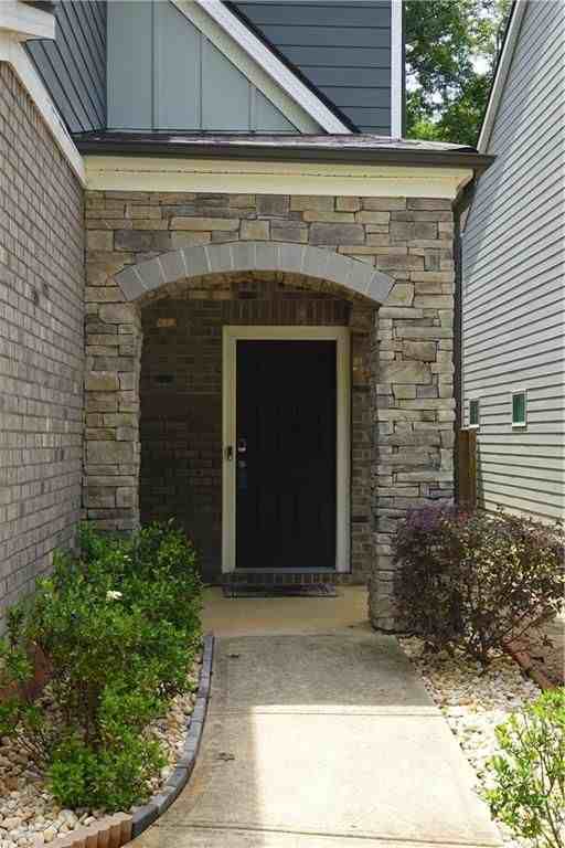 2719 Morgan Spring Trl - Photo 2 of 38
