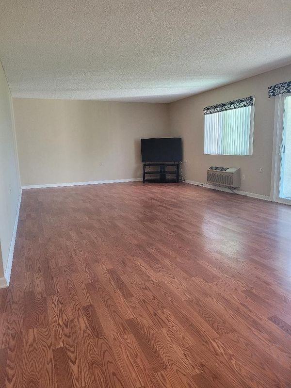 5515 Paseo Del Lago W ##2a - Photo 3 of 3