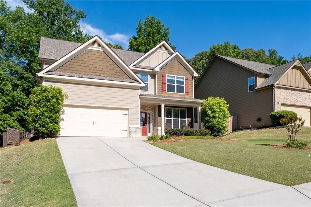 4910 Belcrest Way - Photo 3 of 45