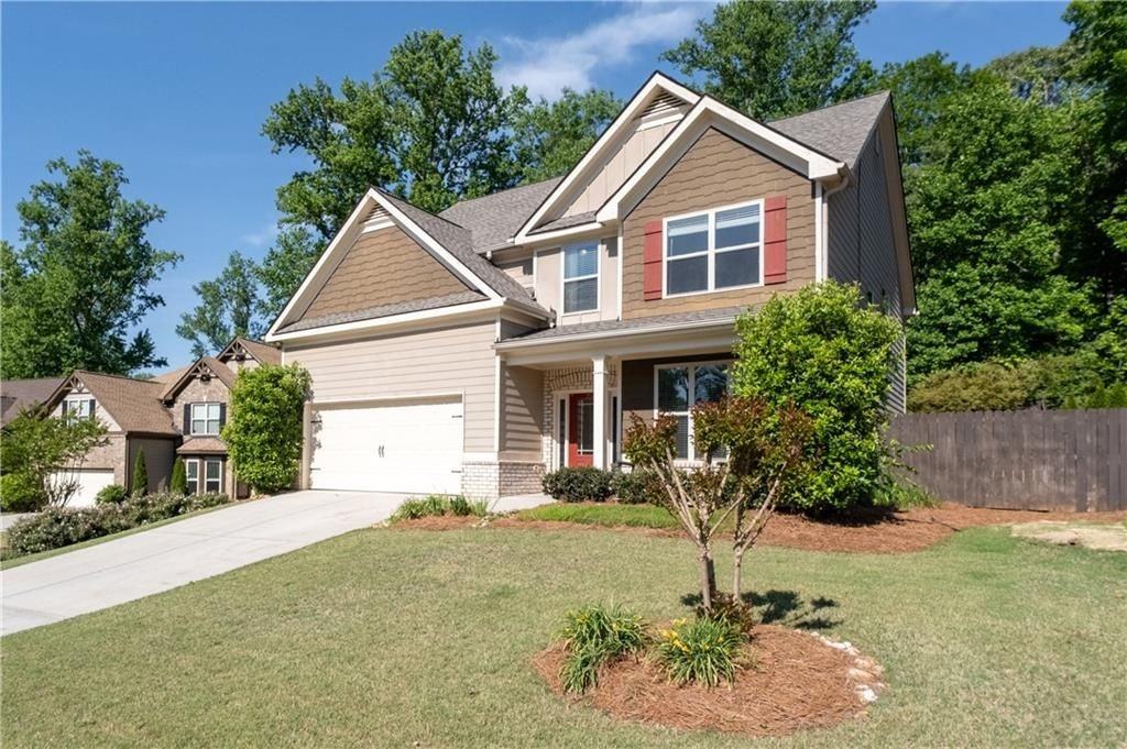 4910 Belcrest Way - Photo 4 of 45