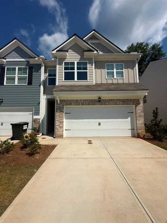 4144 Kestrel Ct - Photo 2 of 13