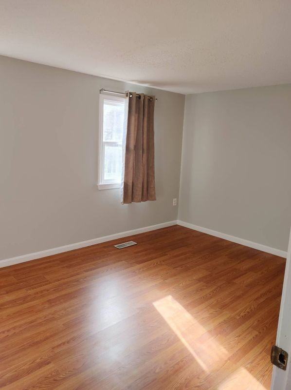 93 Sentry Way - Photo 4 of 20