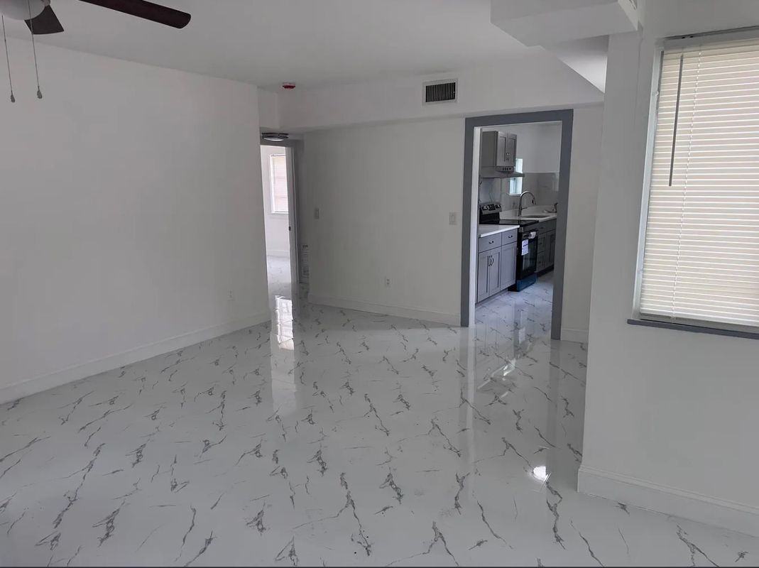 465 Martin Ave - Photo 5 of 17