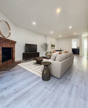 1532 Granville Ave - Photo 4 of 29