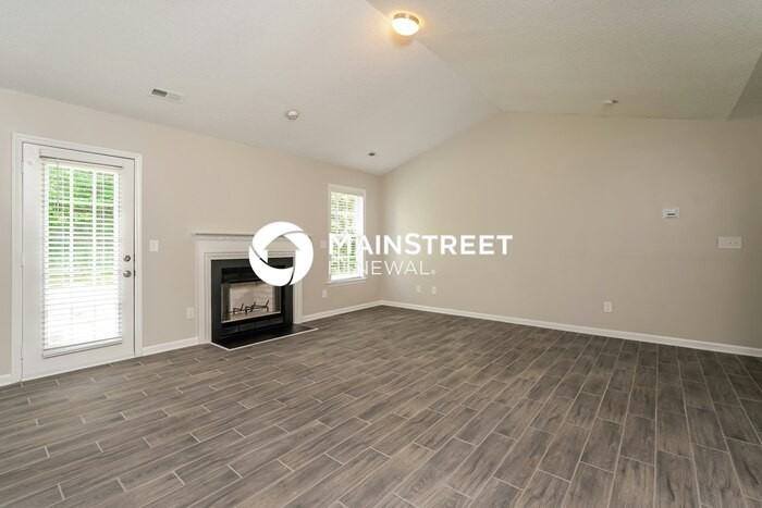 110 Hammond Dr - Photo 2 of 16