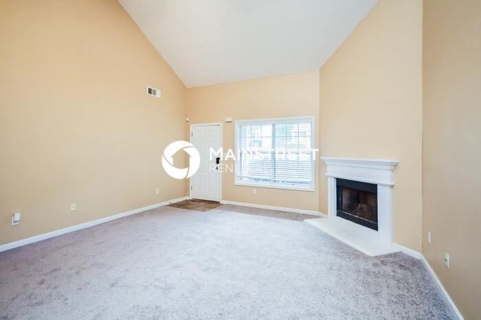 7206 Ravenwood Ln - Photo 2 of 16