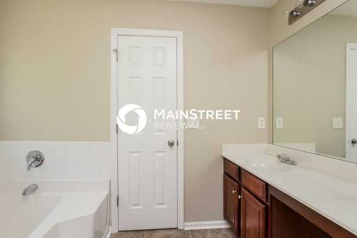 6233 Selborn Dr Sw - Photo 7 of 15