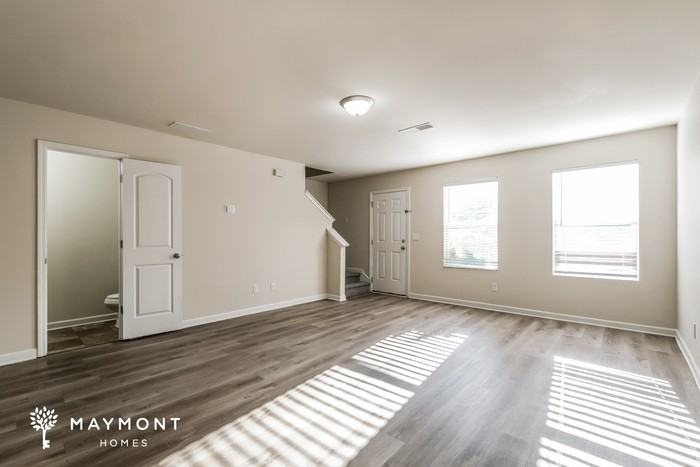 1305 Forsythia Way - Photo 5 of 15
