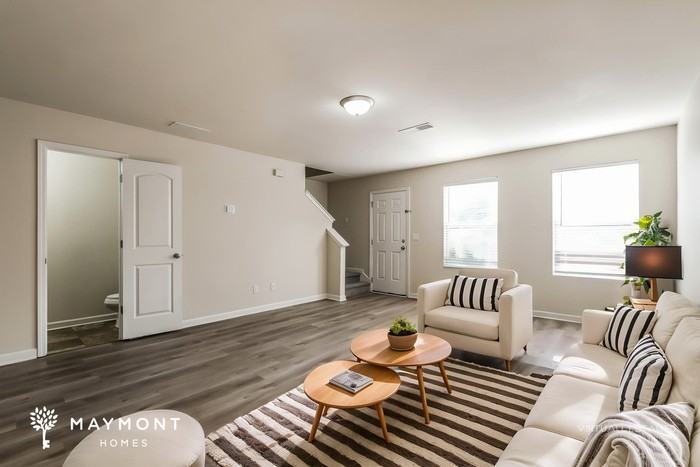 1305 Forsythia Way - Photo 6 of 15
