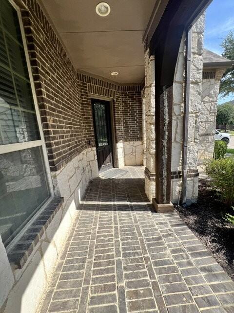 1123 Brigham Dr - Photo 2 of 49