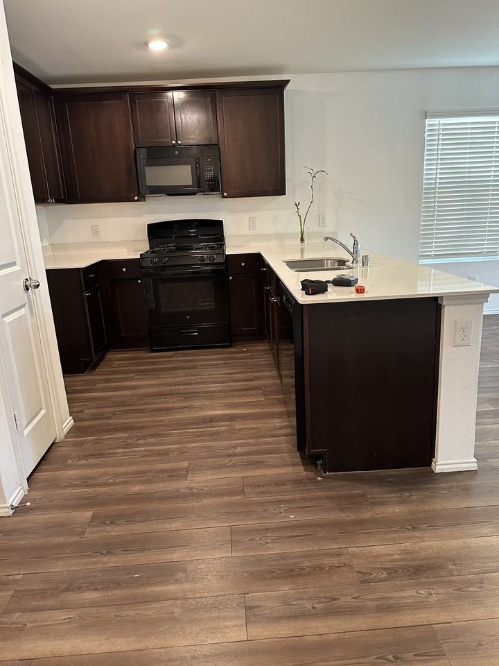 4423 Culrin Way #NA - Photo 4 of 8
