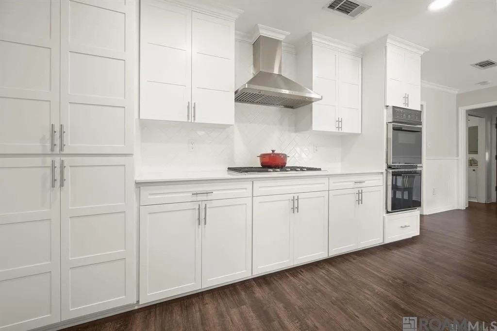 1369 Crescent Dr #NA - Photo 3 of 18