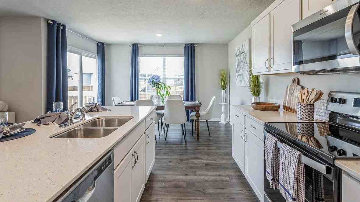 7804 N 169th St #7804 - Photo 7 of 18