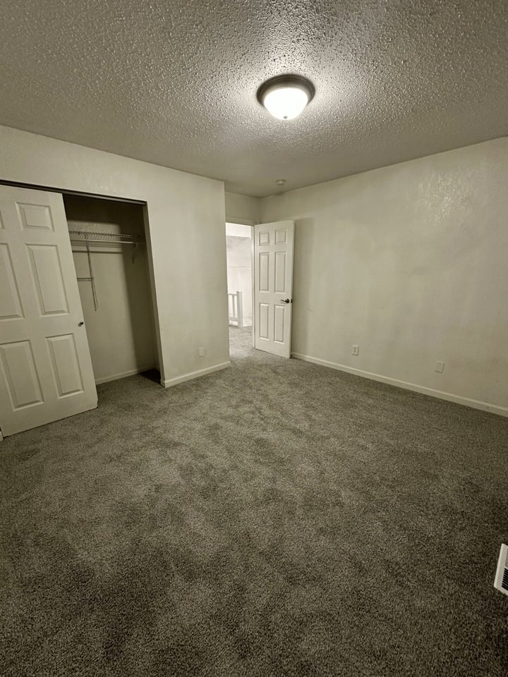 3900 Cherry Brook Dr #NA - Photo 6 of 13