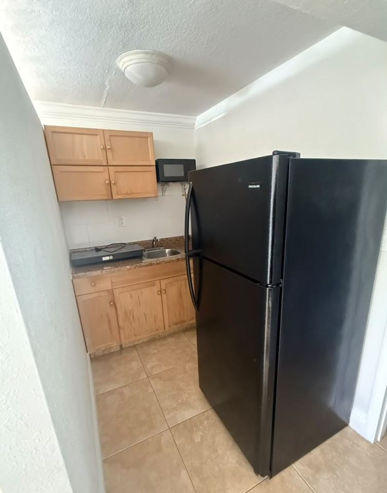 9815 Sw 50th St #NA - Photo 3 of 6