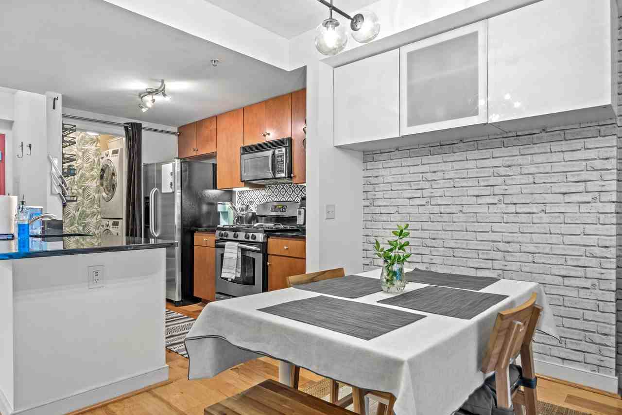 1117 10th St Nw #410 - Photo 6 of 36