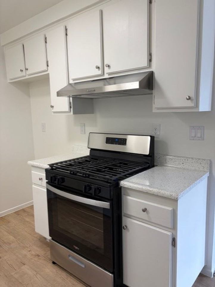 Welcome Home to Sutter's Mill Apartments - Photo 4 of 37