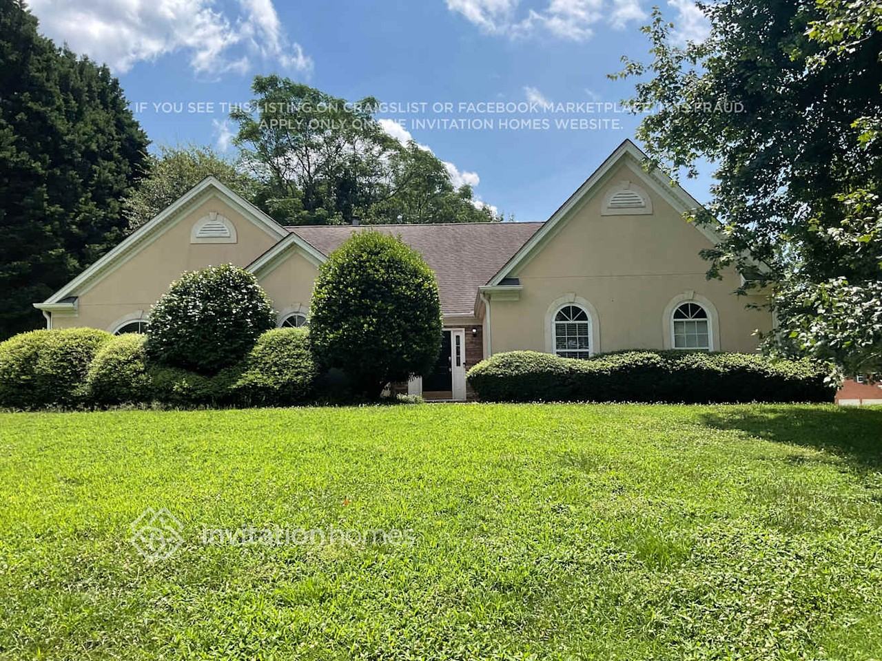 5005 Edisto Ln - Photo 2 of 15