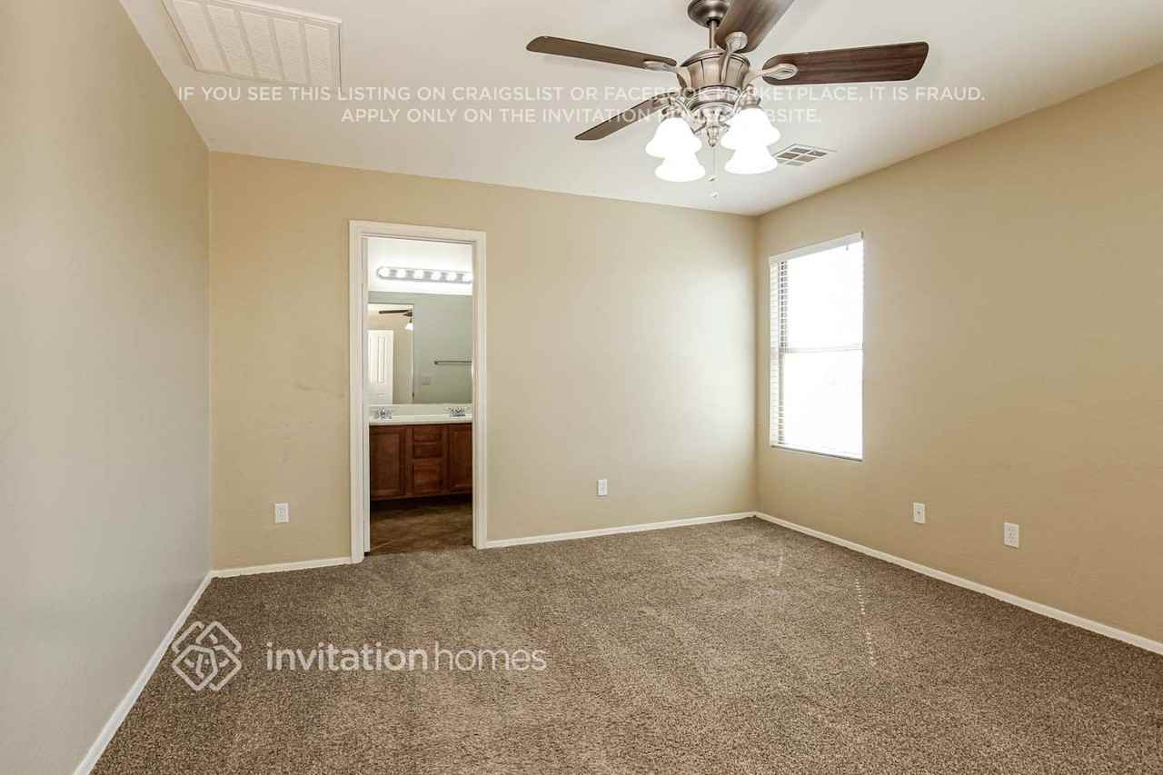 6707 W Desert Ln - Photo 7 of 18