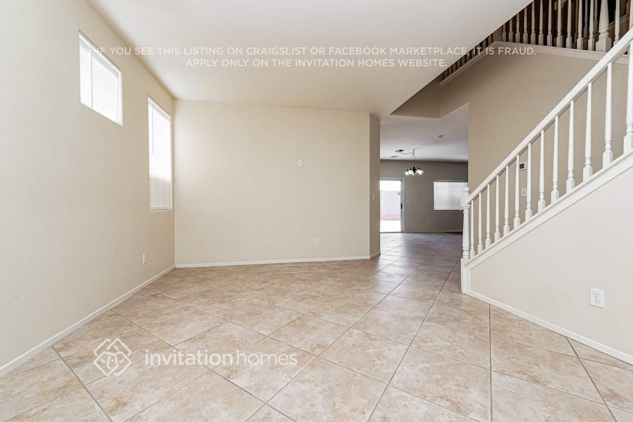 8913 Wolf Dancer Ave - Photo 5 of 18