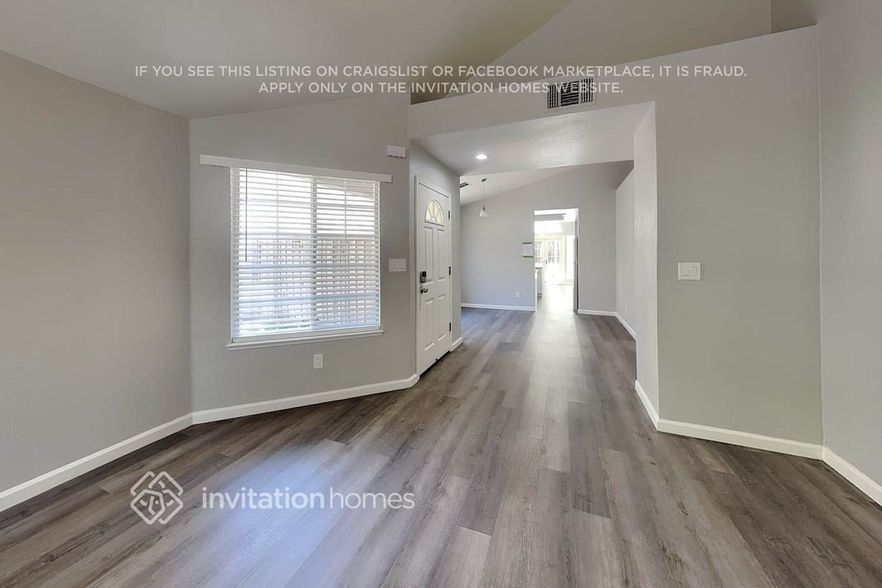 4408 Elk Dr - Photo 4 of 19