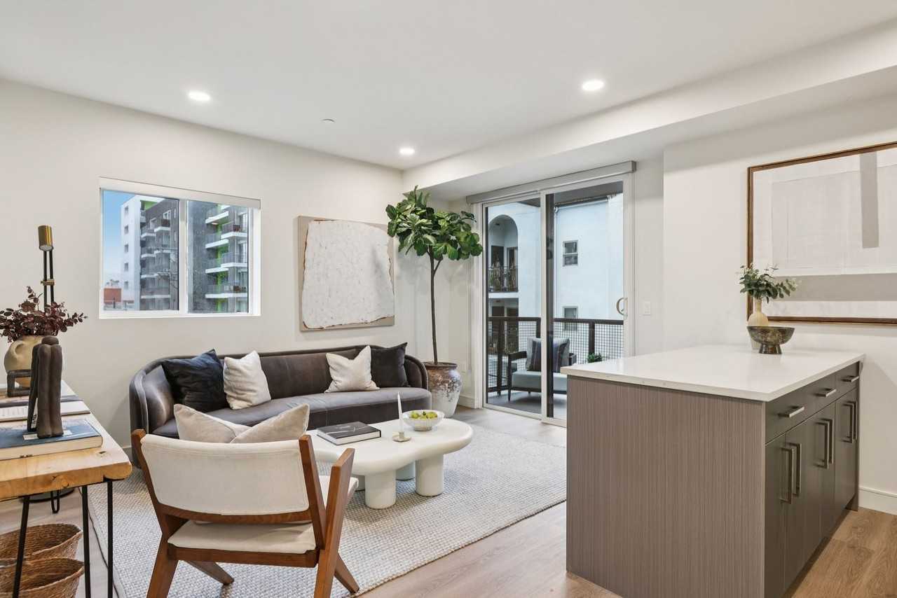 TALA Residences at Onix Hollywood - Photo 6 of 22