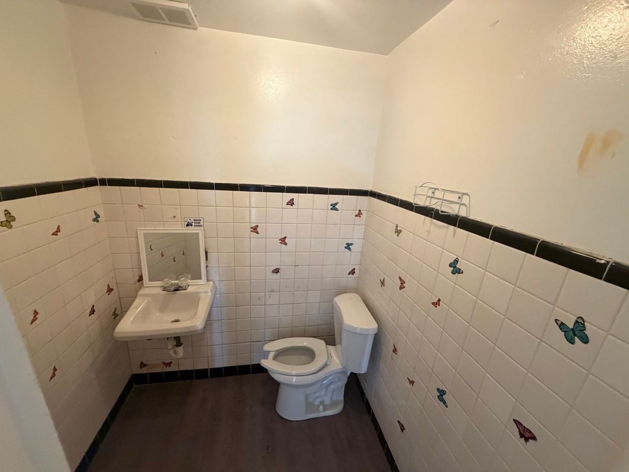 2214-2220 W Hopkins St. (8 Unit) - Photo 7 of 16